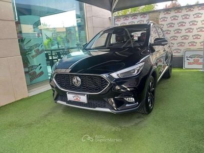 Usata MG ZS Luxury 106 CV (77 kW) 2024 Nero SUV