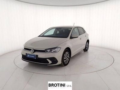 Usata VW Polo Edition 95 CV (69 kW) 2024 Grigio metallizzato Utilitaria