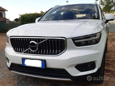 Usata Volvo XC40 129 CV (94 kW) 2021 Bianco SUV