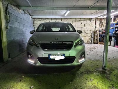 Usata Peugeot 108 Allure 69 CV (50 kW) 2016 Utilitaria