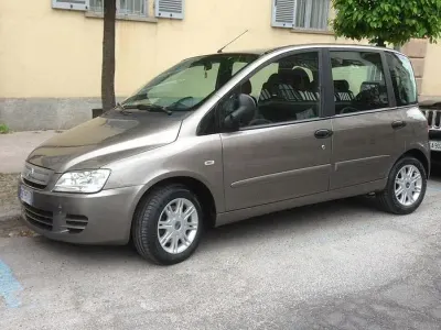 Usata Fiat Multipla 120 CV (88 kW) 2008 Monovolume