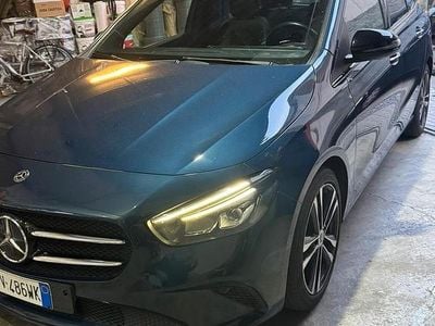 Usata Mercedes B200 150 CV (110 kW) 2019 Monovolume