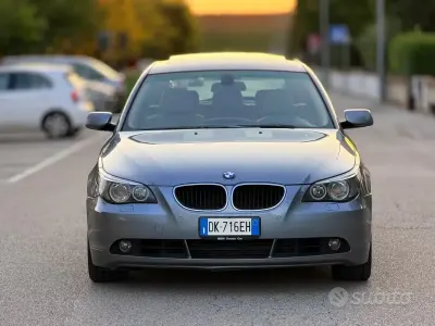 Usata BMW 535 272 CV (200 kW) 2006 Grigio Station wagon
