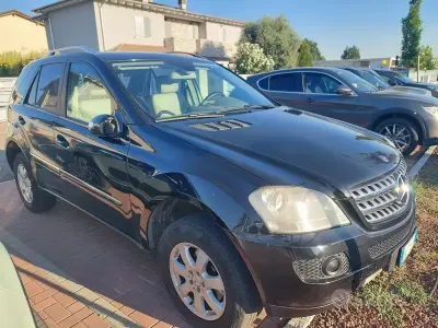 Usata Mercedes ML280 190 CV (139 kW) 2006 Nero SUV