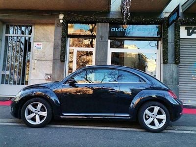 Usata VW Beetle Design 150 CV (110 kW) 2015 Nero metallizzato Utilitaria