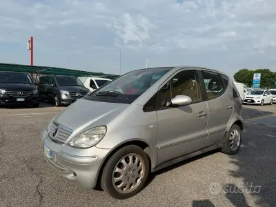 Käytetty Mercedes A170