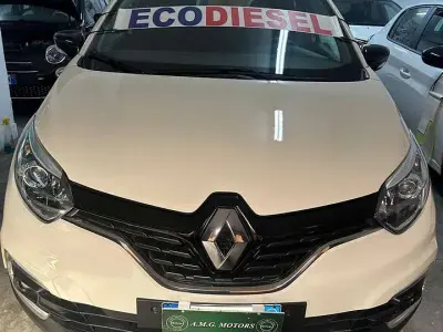Usata Renault Captur Life 90 CV (66 kW) 2018 Beige SUV