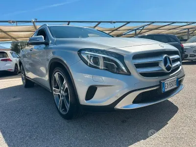 Usata Mercedes GLA220 Premium 170 CV (125 kW) 2014 Grigio SUV