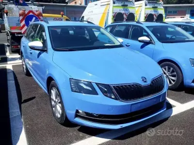 Usata Skoda Octavia Executive 150 CV (110 kW) 2020 Blu/azzurro Station wagon