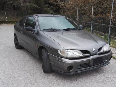 Usata Renault Mégane Coupé 1996 Coupé