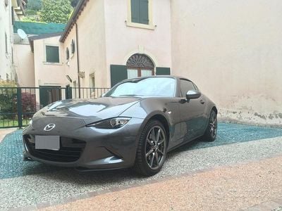 Usata Mazda MX5 184 CV (135 kW) 2019 Grigio Cabrio