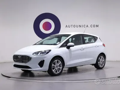 Usata Ford Fiesta Titanium 75 CV (55 kW) 2023 Bianco Utilitaria