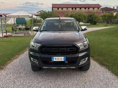 Usata Ford Ranger Limited 160 CV (117 kW) 2018 Blu/azzurro Pick-up