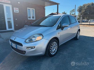 Usata Fiat Punto 75 CV (55 kW) 2014 Grigio Utilitaria