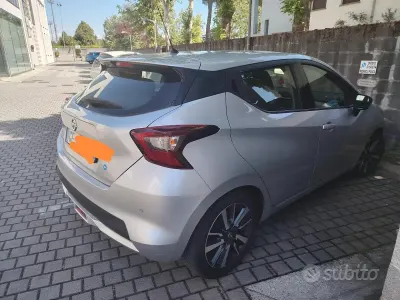 Usata Nissan Micra 92 CV (67 kW) 2021 Grigio Utilitaria