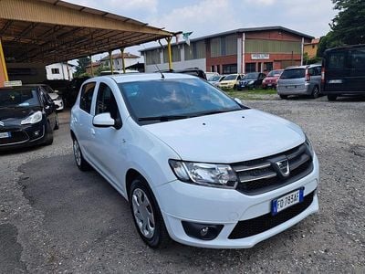 Usata Dacia Sandero Lauréate 90 CV (66 kW) 2016 Bianco Berlina