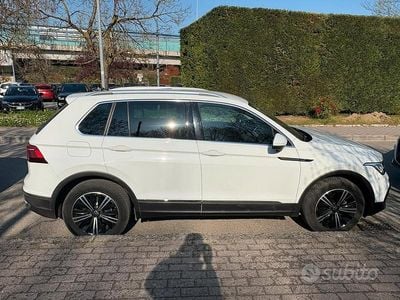 Usata VW Tiguan Elegance 150 CV (110 kW) 2021 Bianco SUV