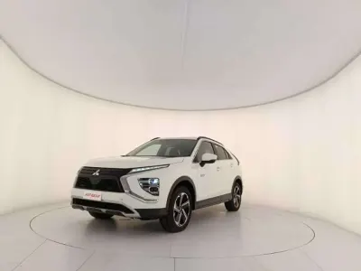 Usata Mitsubishi Eclipse Cross Instyle 2023 Polar white s SUV