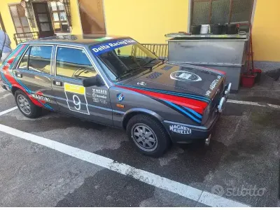 Usata Lancia Delta 78 CV (57 kW) 1986 Grigio Utilitaria