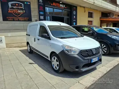 Usata Dacia Dokker 90 CV (66 kW) 2019 Bianco Monovolume
