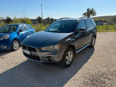 Usata Mitsubishi Outlander