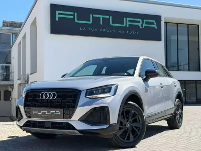 Usata Audi Q2 Advanced Plus 150 CV (110 kW) 2023 Silver grey SUV