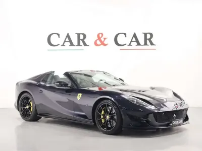 Usata Ferrari 812 799 CV (587 kW) 2022 Blu/azzurro Cabrio