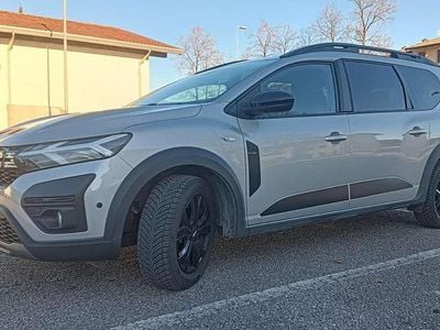 Usata Dacia Jogger Extreme 101 CV (74 kW) 2023 Grigio Monovolume