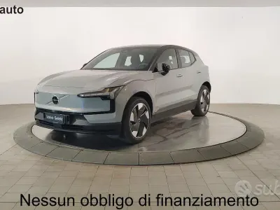 Usata Volvo EX30 Plus 93 kW (127 CV) 2024 Grigio SUV