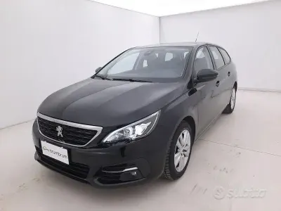 Usata Peugeot 308 SW Business-Line 131 CV (96 kW) 2021 Nero Station wagon