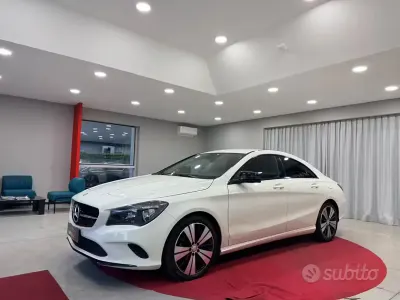 Usata Mercedes CLA200 136 CV (100 kW) 2017 Bianco Berlina