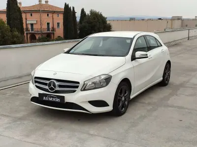 Usata Mercedes A200 136 CV (100 kW) 2016 Pastello Berlina