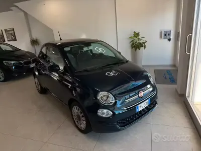 Begagnad Fiat 500 Lounge 69 HK (50 kW) 2019 Blå Sedan