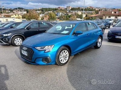 Usata Audi A3 Business 116 CV (85 kW) 2021 Blu/azzurro Berlina