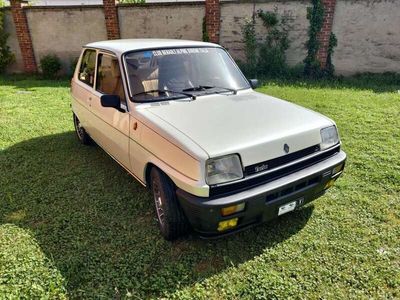 Renault R5