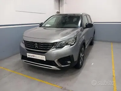 Gebraucht Peugeot 5008 Allure 131 PS (96 kW) 2020 Grau SUV