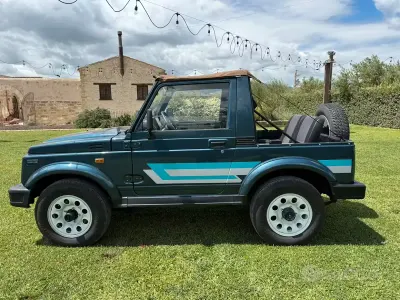 Begagnad Suzuki Samurai 1988 Blå SUV