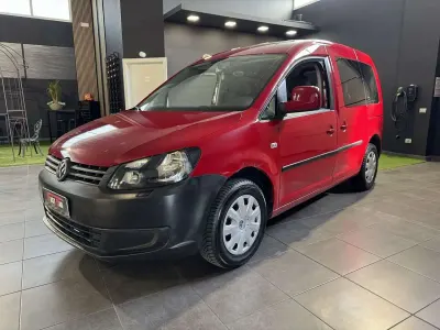 Usata VW Caddy Trendline 109 CV (80 kW) 2013 Rosso Monovolume