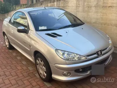 Usata Peugeot 206 CC 109 CV (80 kW) 2004 Cabrio
