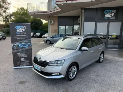Usata Skoda Fabia Business Line 75 CV (55 kW) 2019 Argento Utilitaria