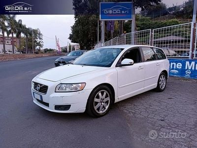 Occasion Volvo V50 Kinetic 177 PK (130 kW) 2011 Wit Stationwagen