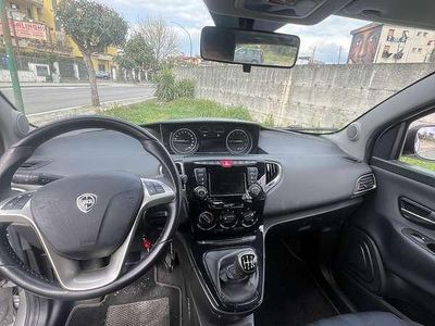 Usata Lancia Ypsilon Gold 69 CV (50 kW) 2021 Utilitaria