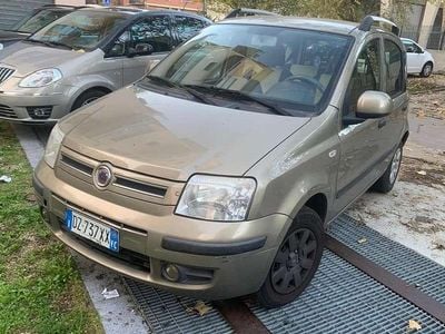 Oro Usata 2010 Fiat Panda Dynamic Utilitaria | 3000 € (Ottimo prezzo)