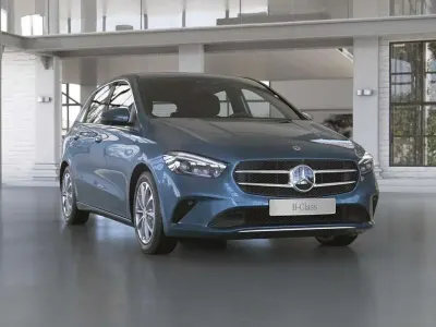 Usata Mercedes B250 Premium 224 CV (164 kW) 2020 Blu/azzurro Utilitaria