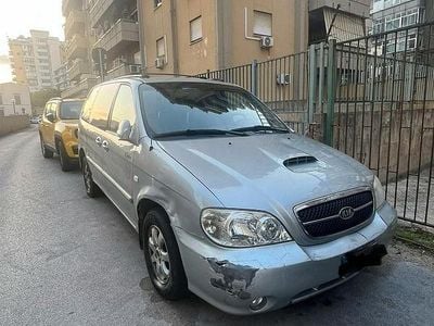 Usata Kia Carnival 2004 Grigio Monovolume