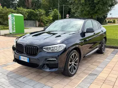 Usata BMW X4 M Sport 190 CV (139 kW) 2019 Blu SUV