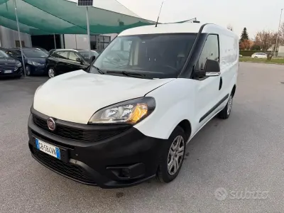 Usata Fiat Doblò S 105 CV (77 kW) 2020 Bianco