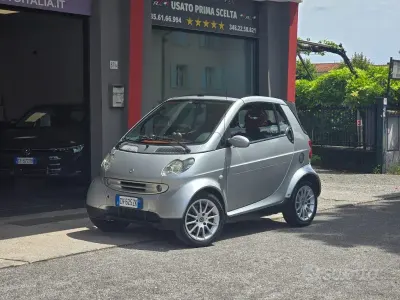 Usata Smart ForTwo Cabrio Passion 61 CV (44 kW) 2005 Grigio Cabrio