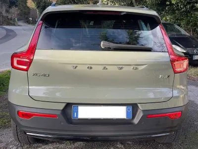 Usata Volvo XC40 Plus 197 CV (144 kW) 2022 Verde SUV
