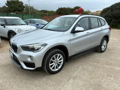 Usado BMW X1 Advantage 150 CV (110 kW) 2018 Gris SUV